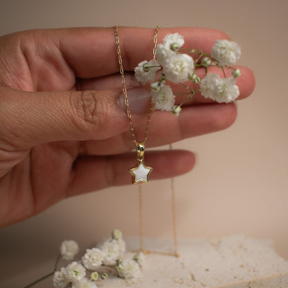 Mother of pearl star necklace with goldfilled chain 